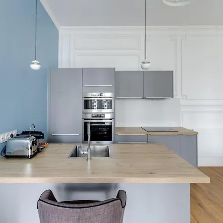 Newly Renovated Apt Near La Madeleine Paris Exterior photo