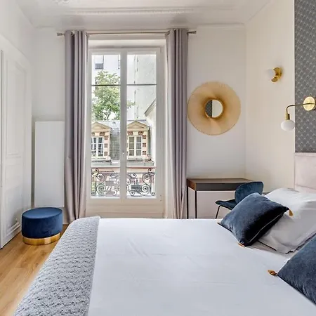 Newly Renovated Apt Near La Madeleine Paris Exterior photo